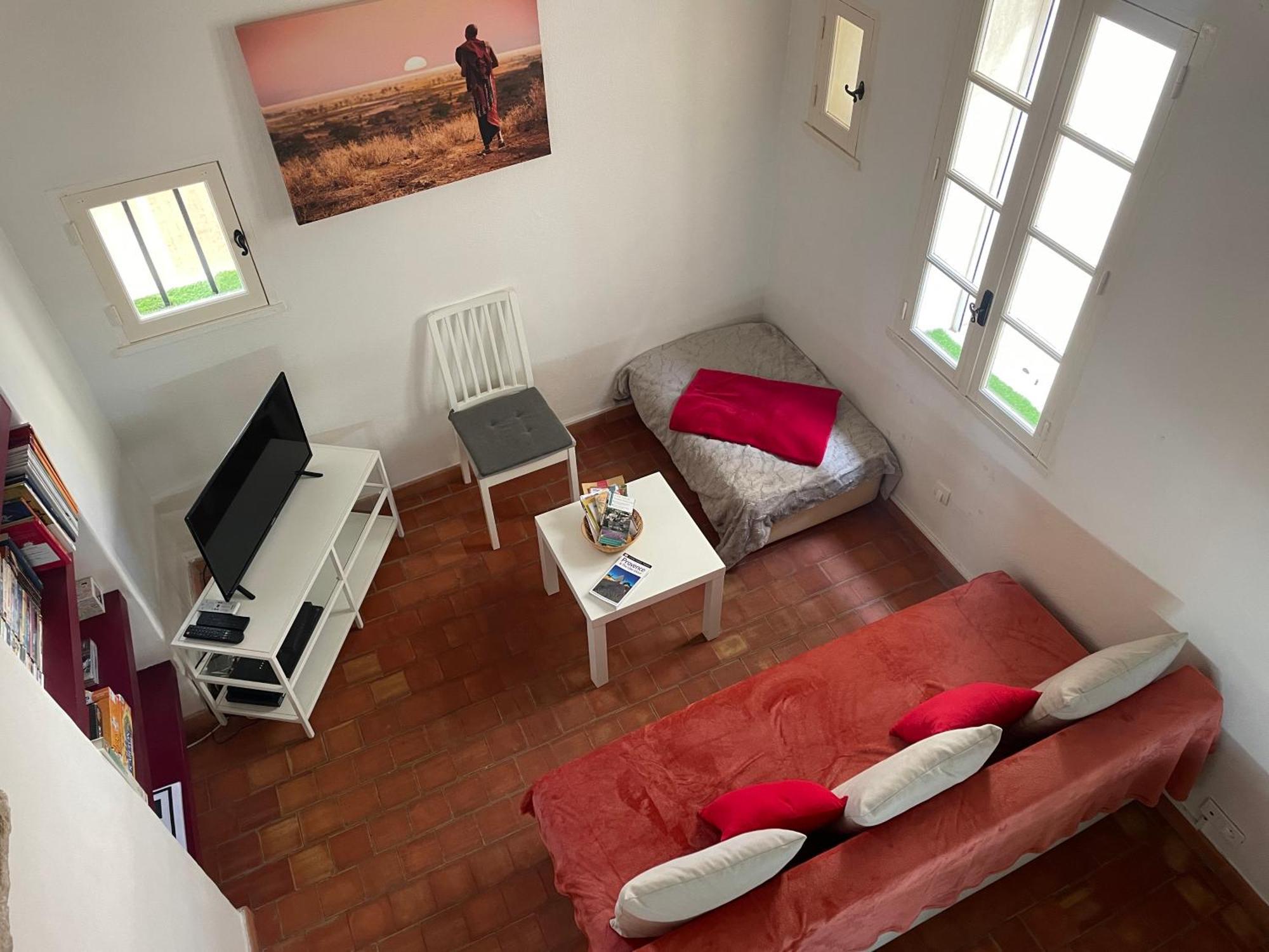Studio Cosy Dans Le Centre-Ville Historique Л'Иль-сюр-ла-Сорг Экстерьер фото